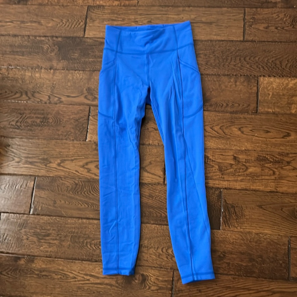 LULULEMON BLUE LEGGINGS